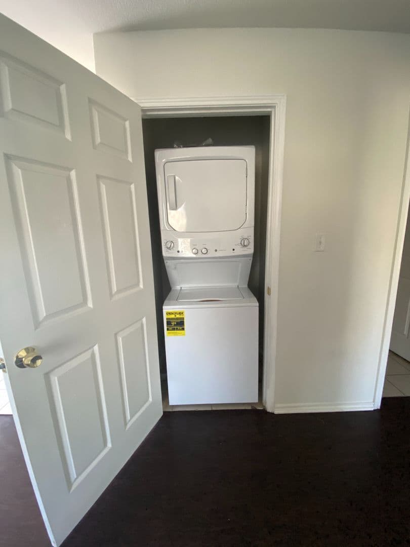 Weatherford Apartment: 219 N Denton St.