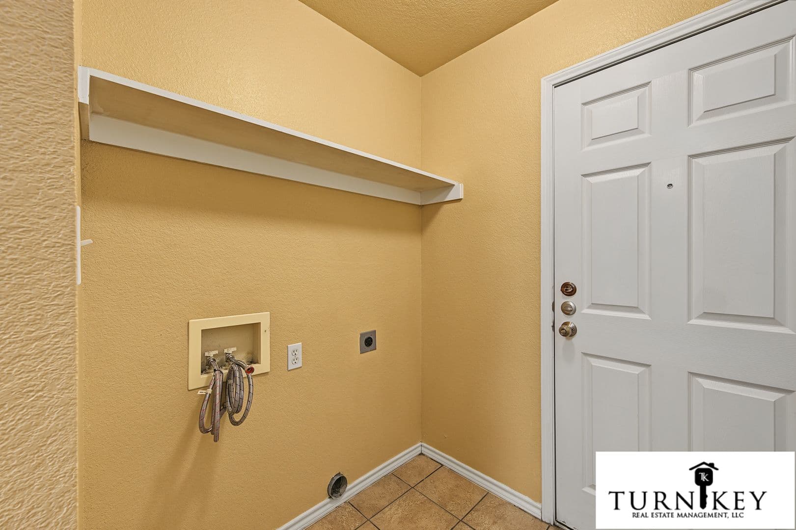 Fort Worth Apartment: 8020-8022 Tanner