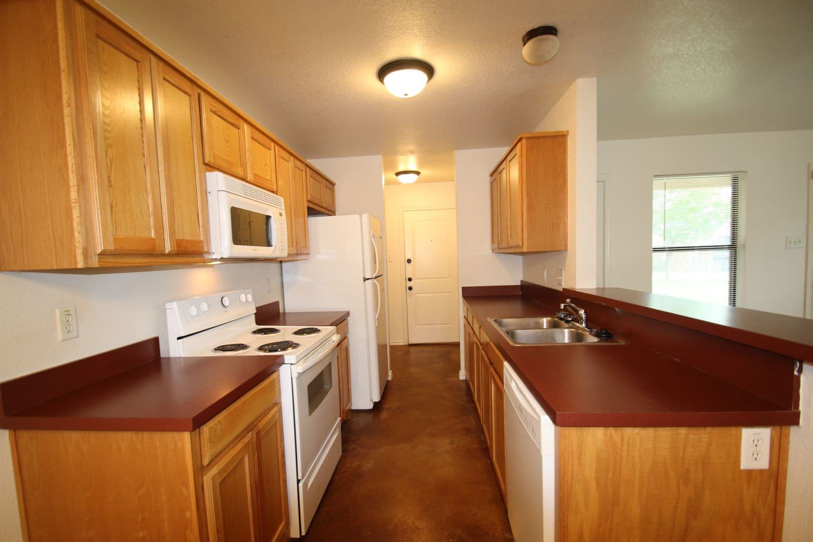 Fort Worth Apartment: 8024-8026 W Elizabeth Ln