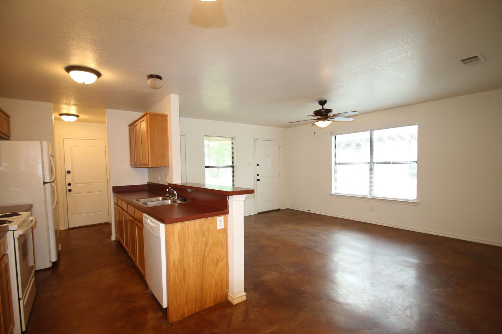 Fort Worth Apartment: 8024-8026 W Elizabeth Ln
