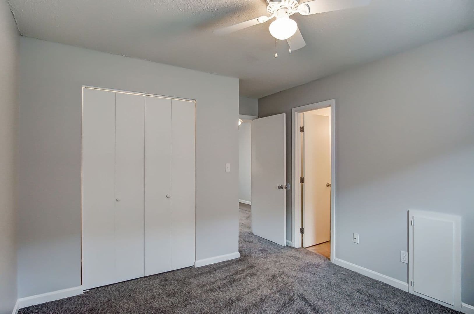 Mt. Vernon Apartment: 515 Green Valley Dr - Apt #20