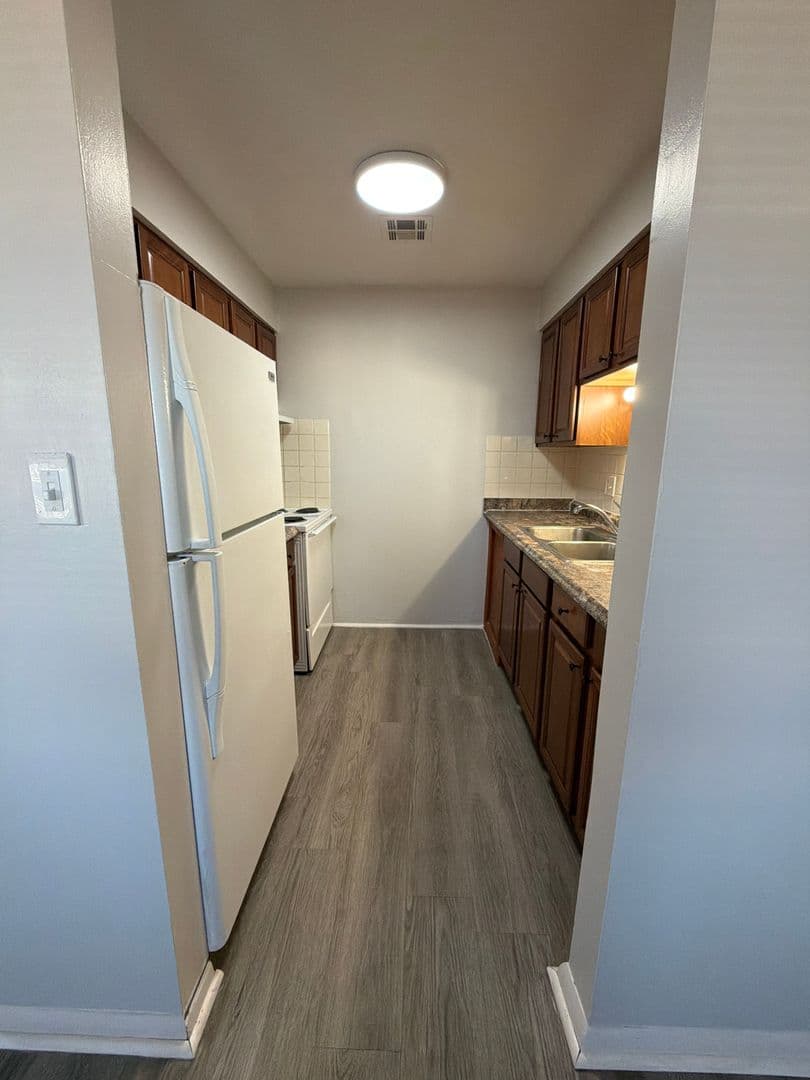 Evansville Apartment: 4982 Tippecanoe Dr.