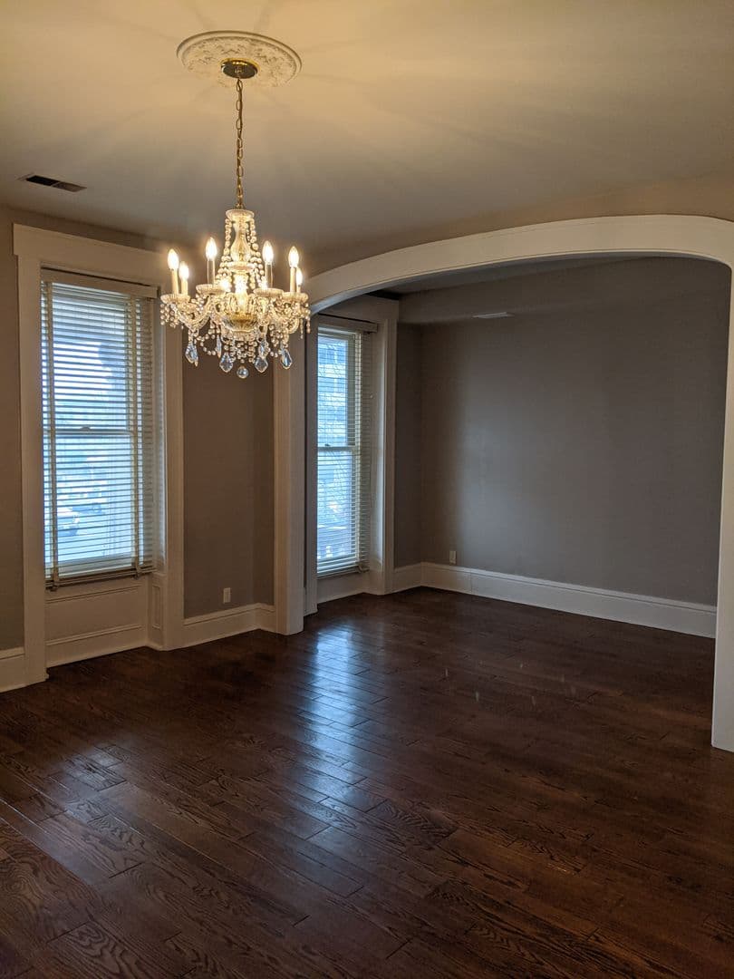 Evansville Apartment: 210 SE First Street
