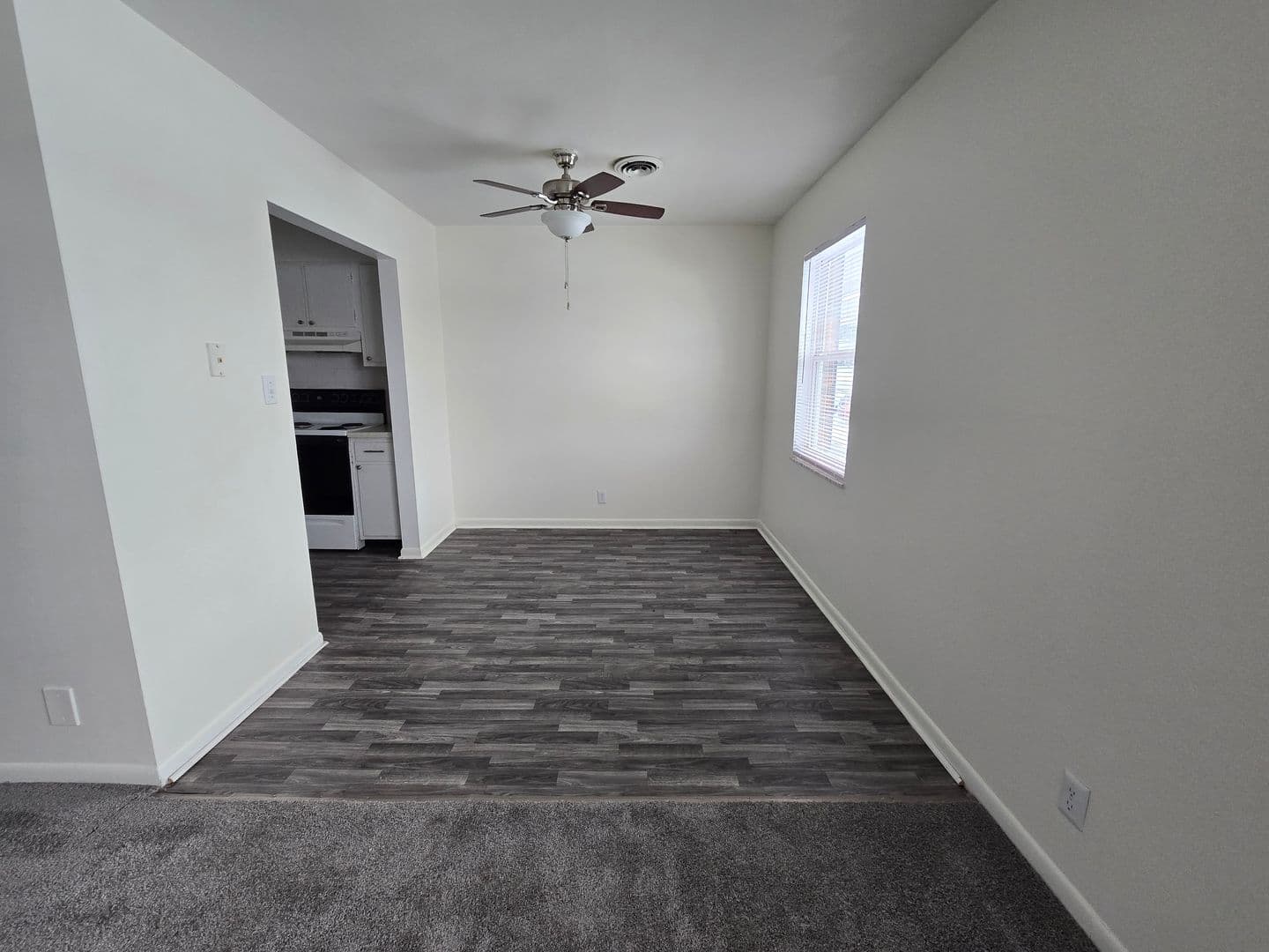 Evansville Apartment: 4982 Tippecanoe Dr.