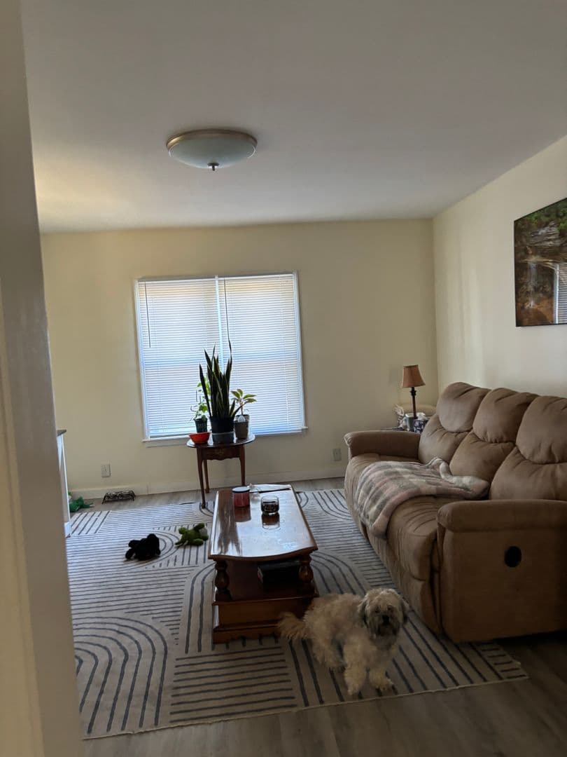 Sebree House: 5493 St RTE 132E