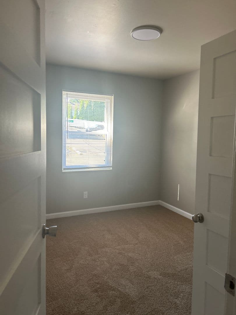 Evansville Apartment: 3110 Mt Vernon Ave