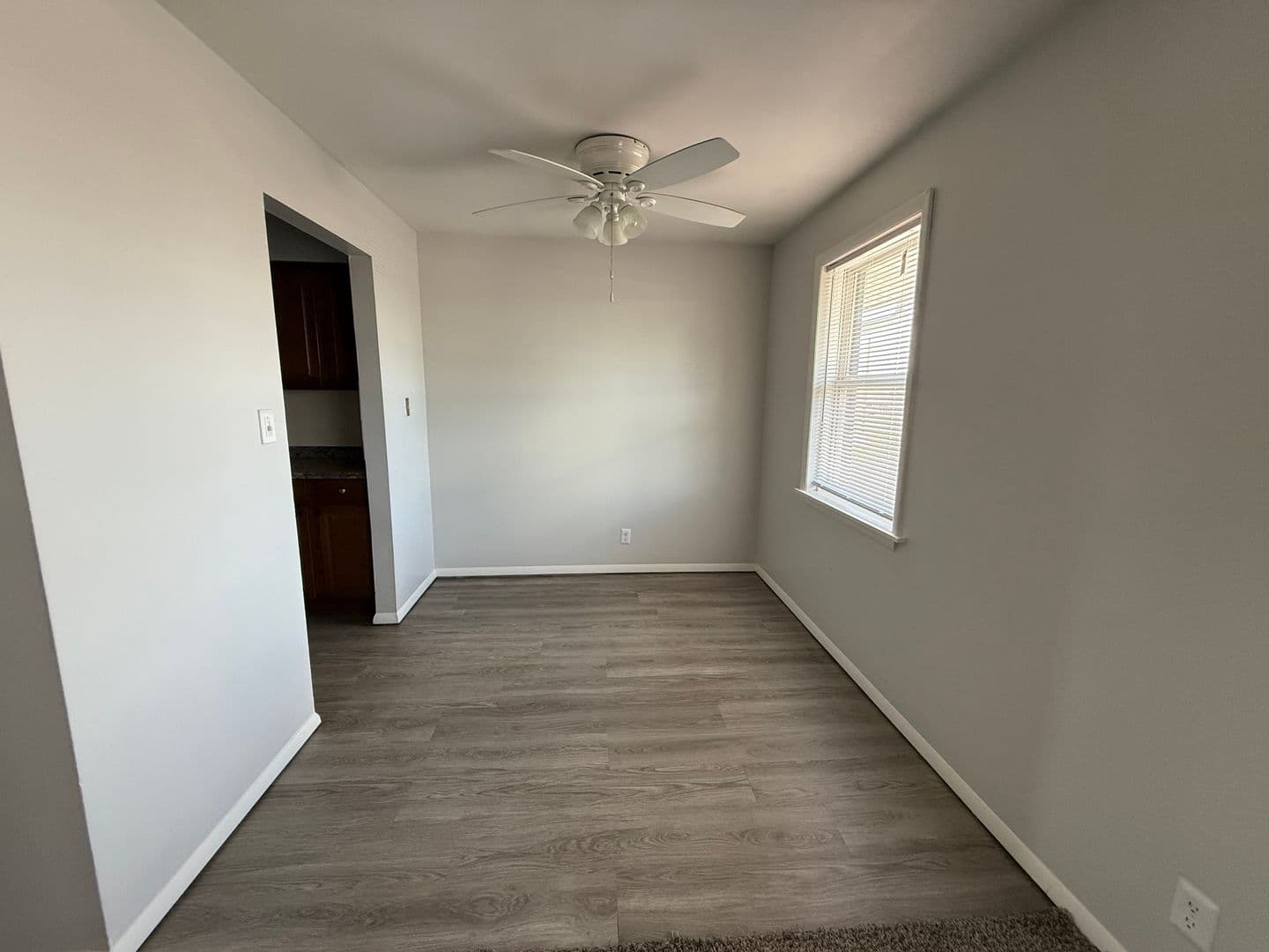 Evansville Apartment: 4982 Tippecanoe Dr.