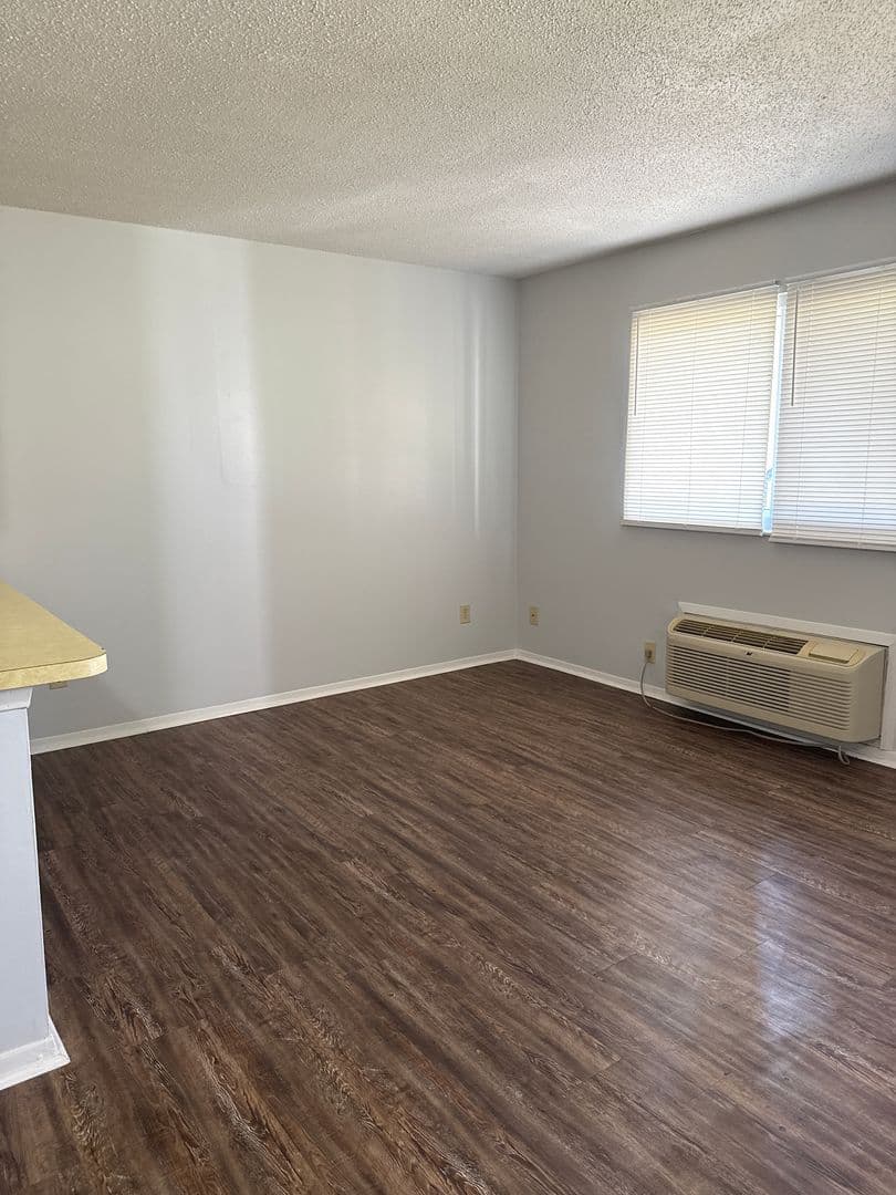 Newburgh Apartment: N Fourth Street-  Jefferson Apartments