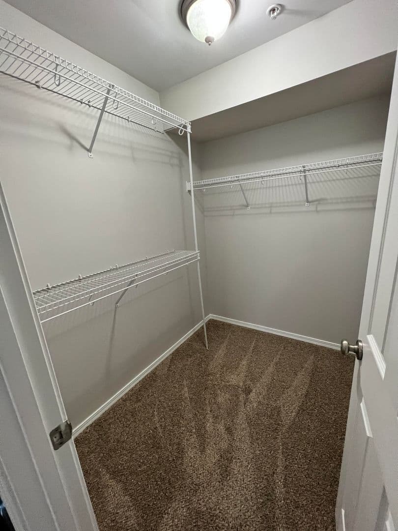 Newburgh Apartment: 4266 Old State Route 261