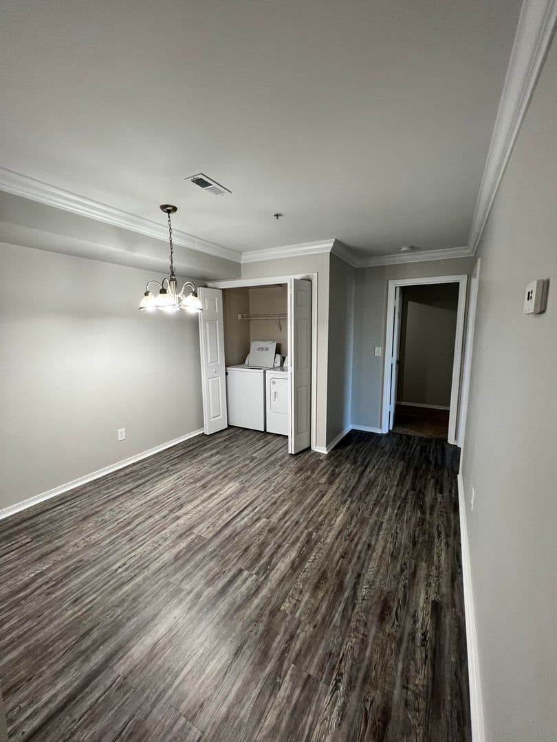 Newburgh Apartment: 4266 Old State Route 261