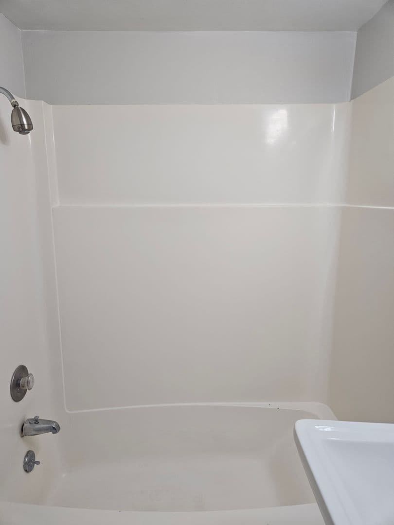 Evansville Apartment: 4982 Tippecanoe Dr.