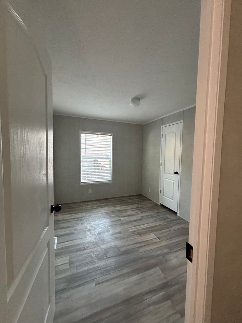 Boonville Condo: 111 North Charlton Avenue