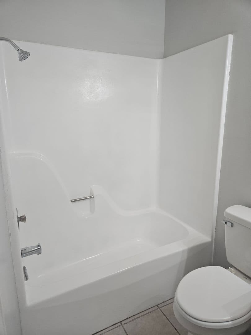 Evansville Apartment: 2900 N Fulton Ave