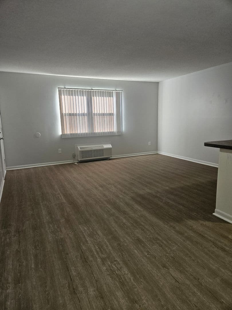 Evansville Apartment: 2900 N Fulton Ave