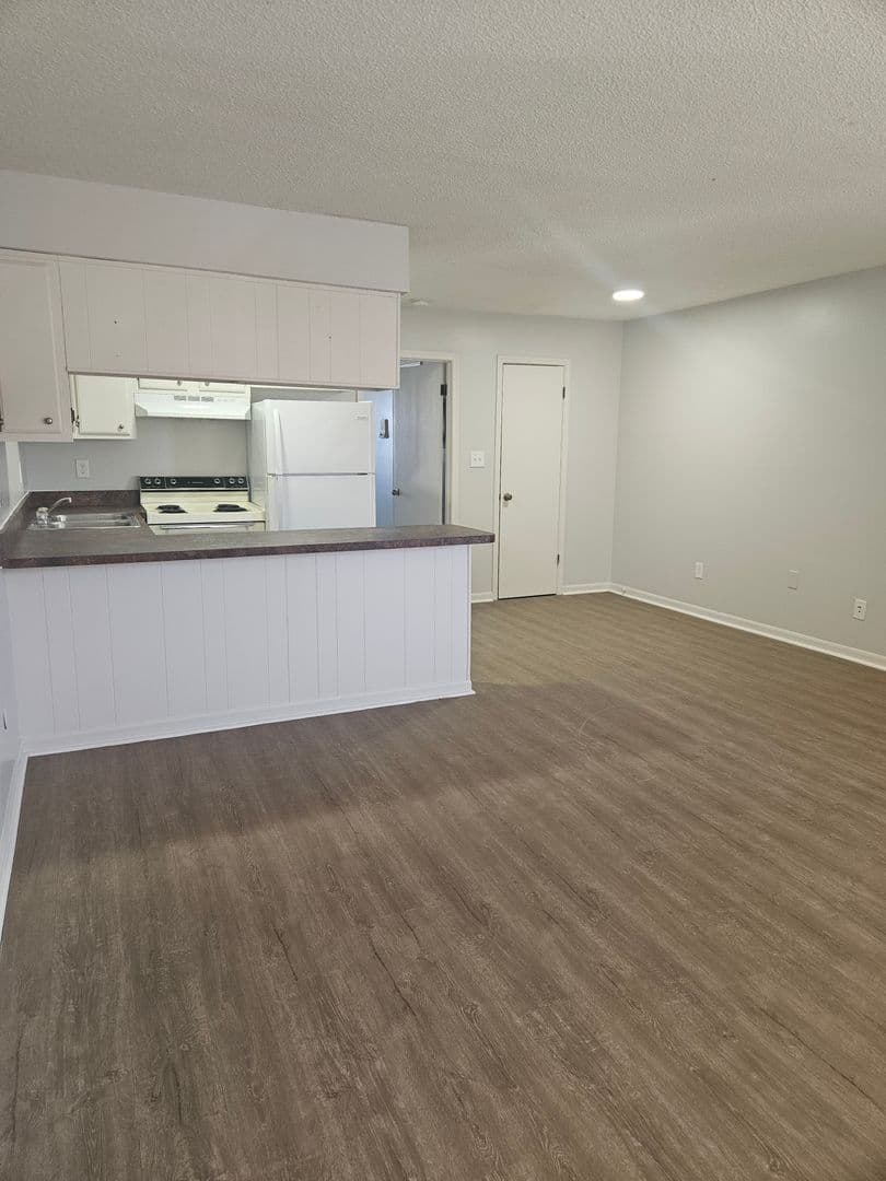 Evansville Apartment: 2900 N Fulton Ave