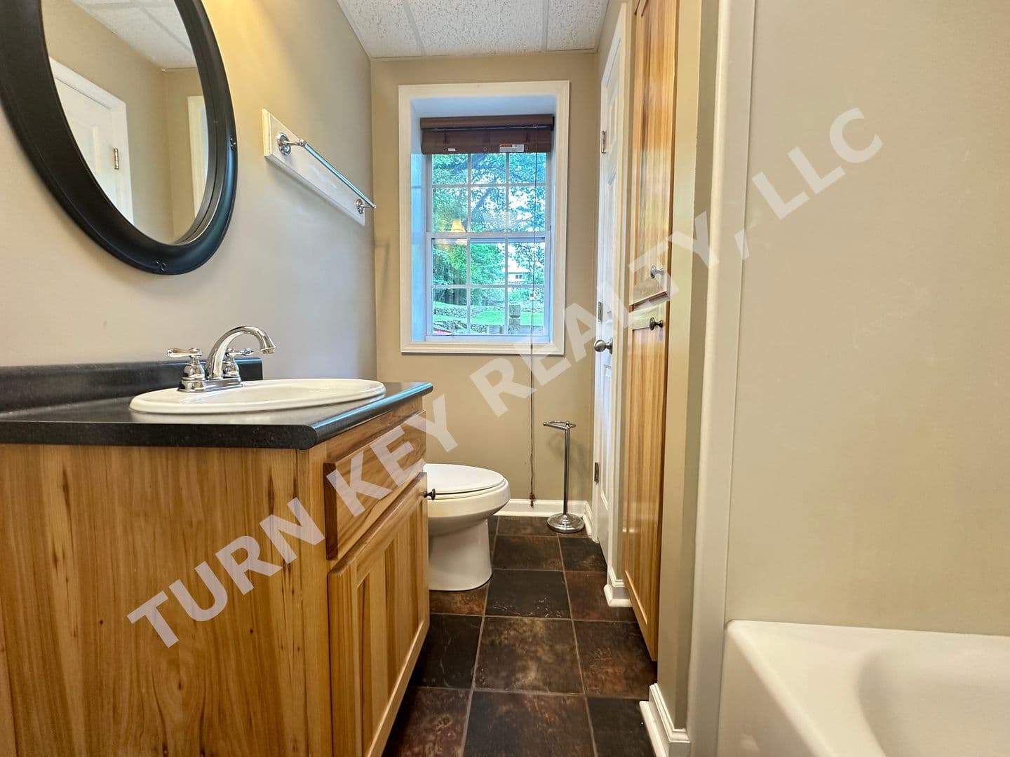 Hayden Apartment: 110 Clay Drive