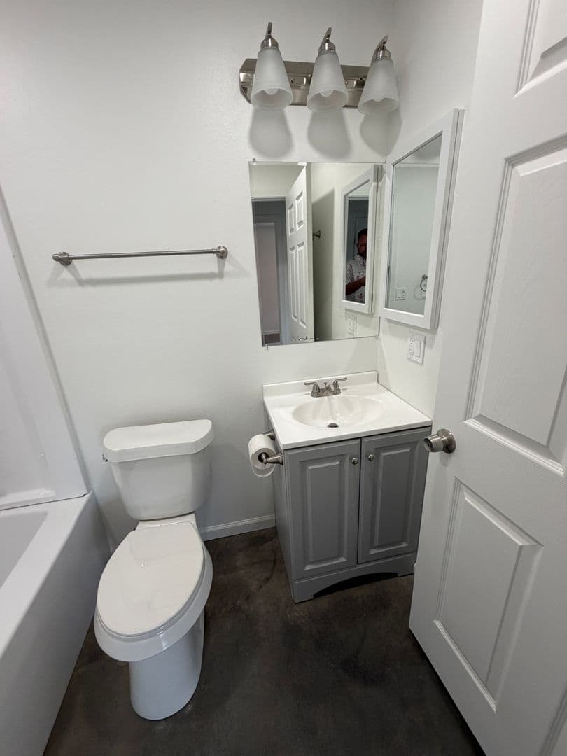 Brownwood Apartment: 1501 Vine St
