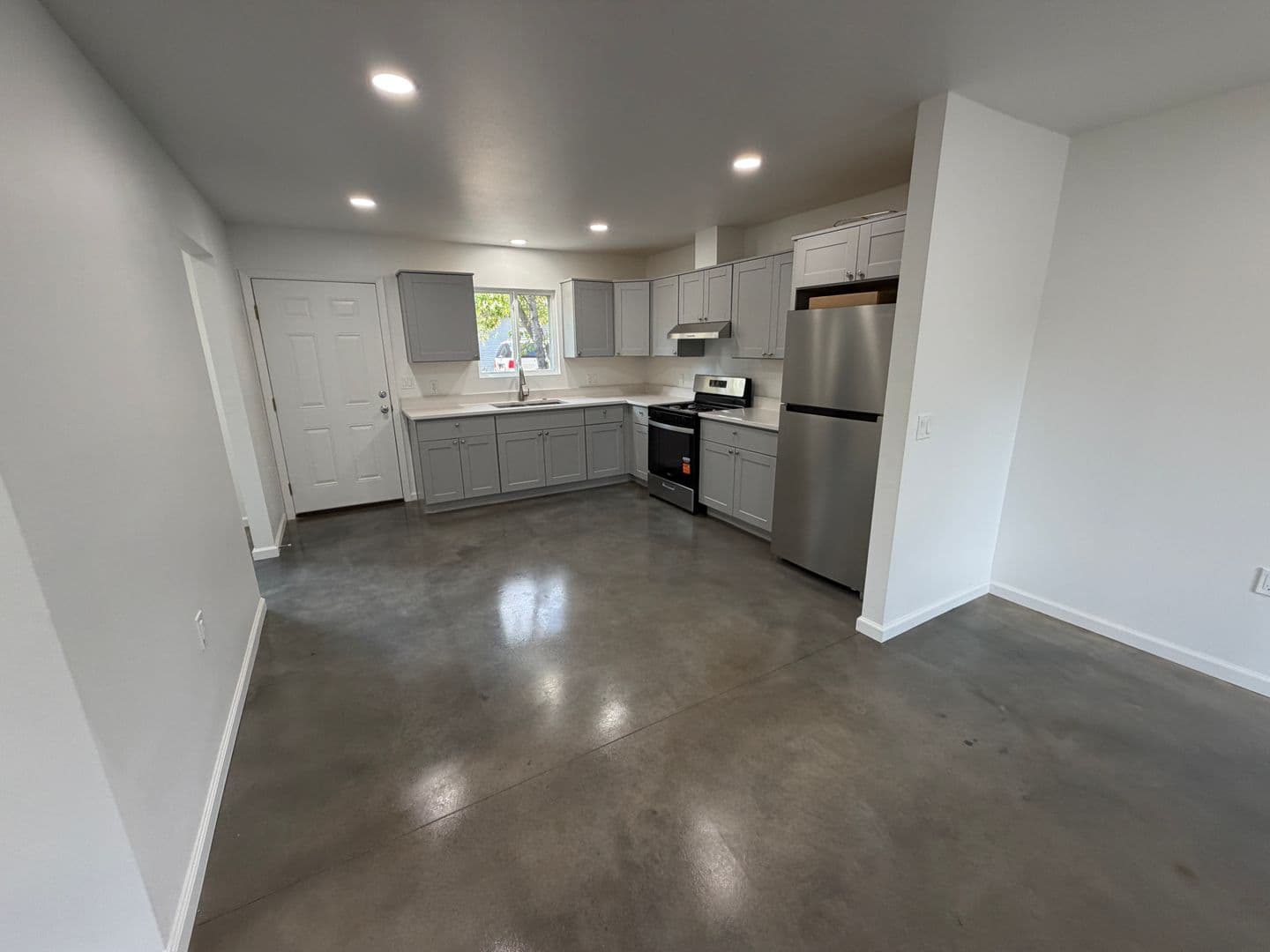 Brownwood Apartment: 1501 Vine St