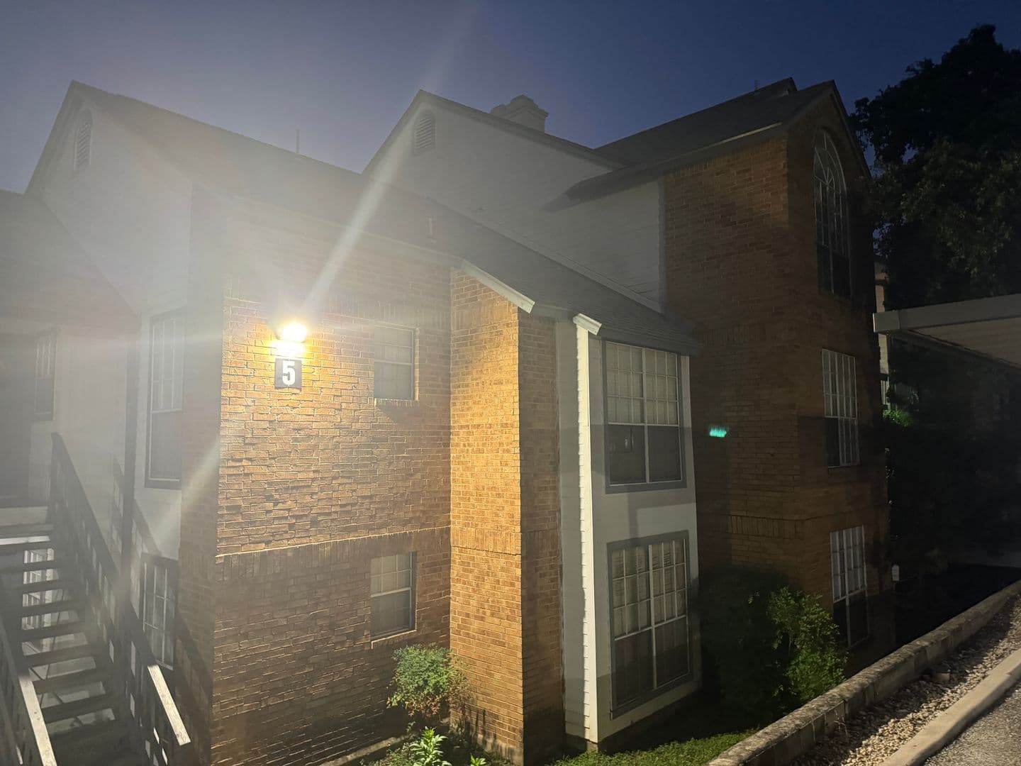 SAN ANTONIO House: 11311 SIR WINSTON UNIT #508