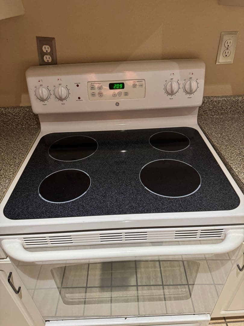 SAN ANTONIO House: 11311 SIR WINSTON UNIT #508
