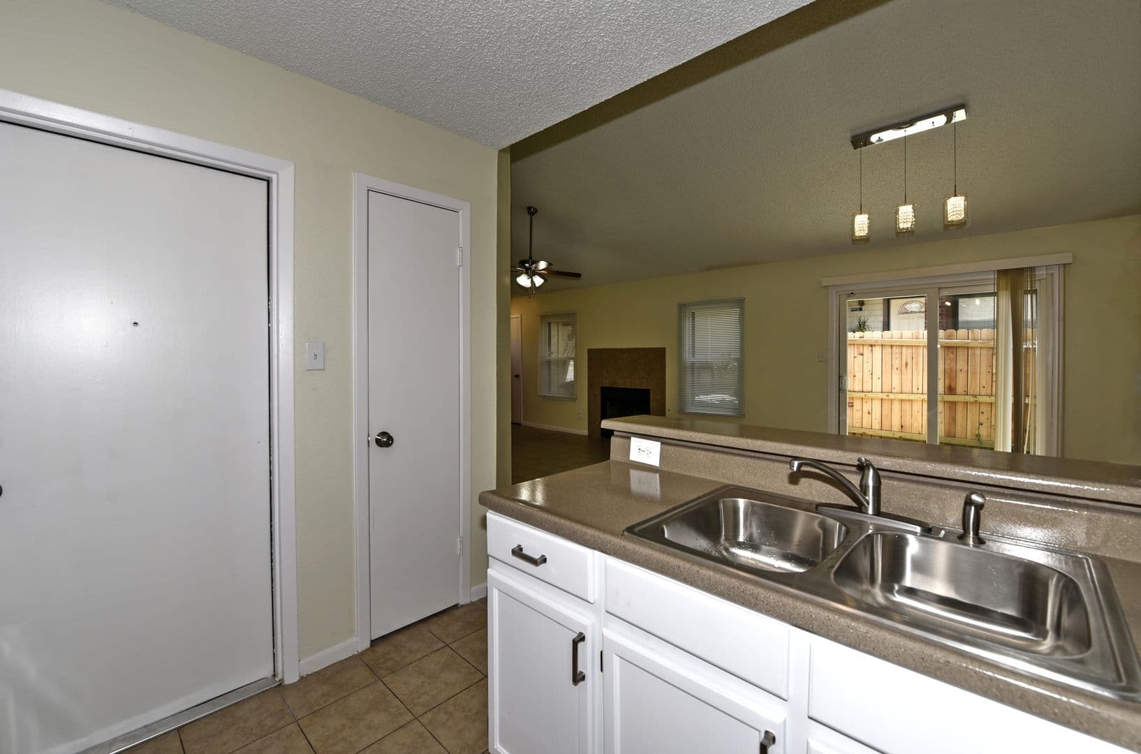 San Antonio Apartment: 3410 RIDGE ASH