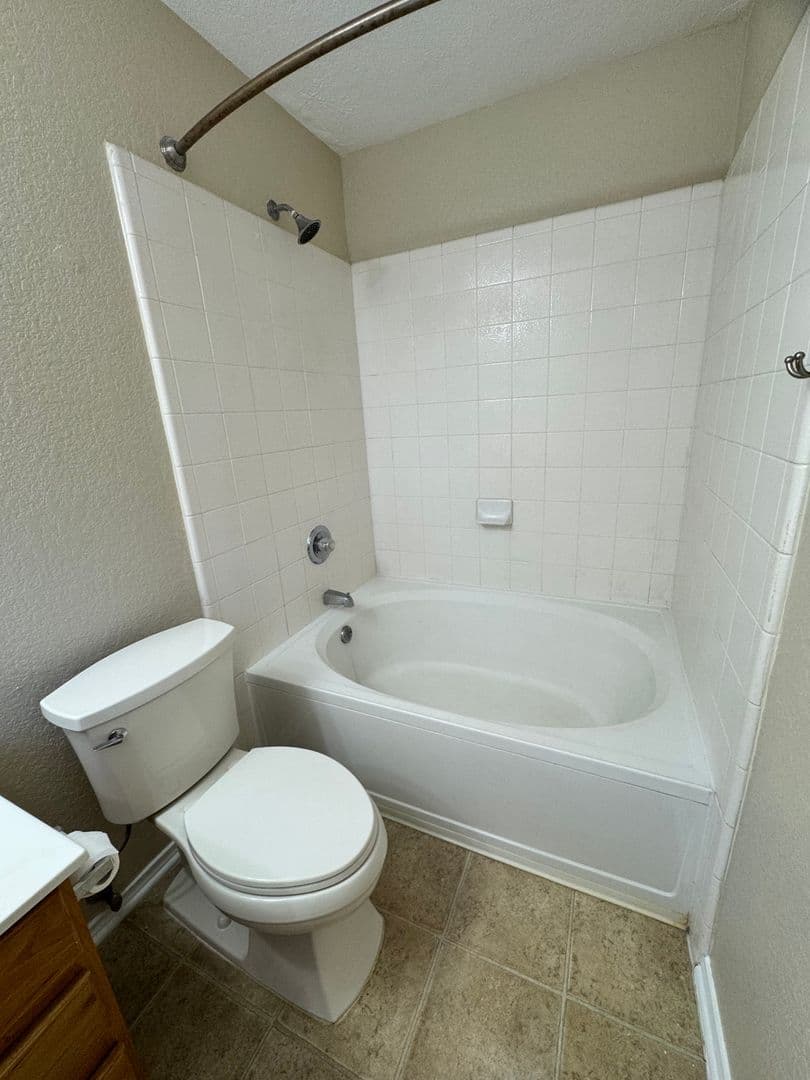 SAN ANTONIO House: 2218 BEDFORD STAGE