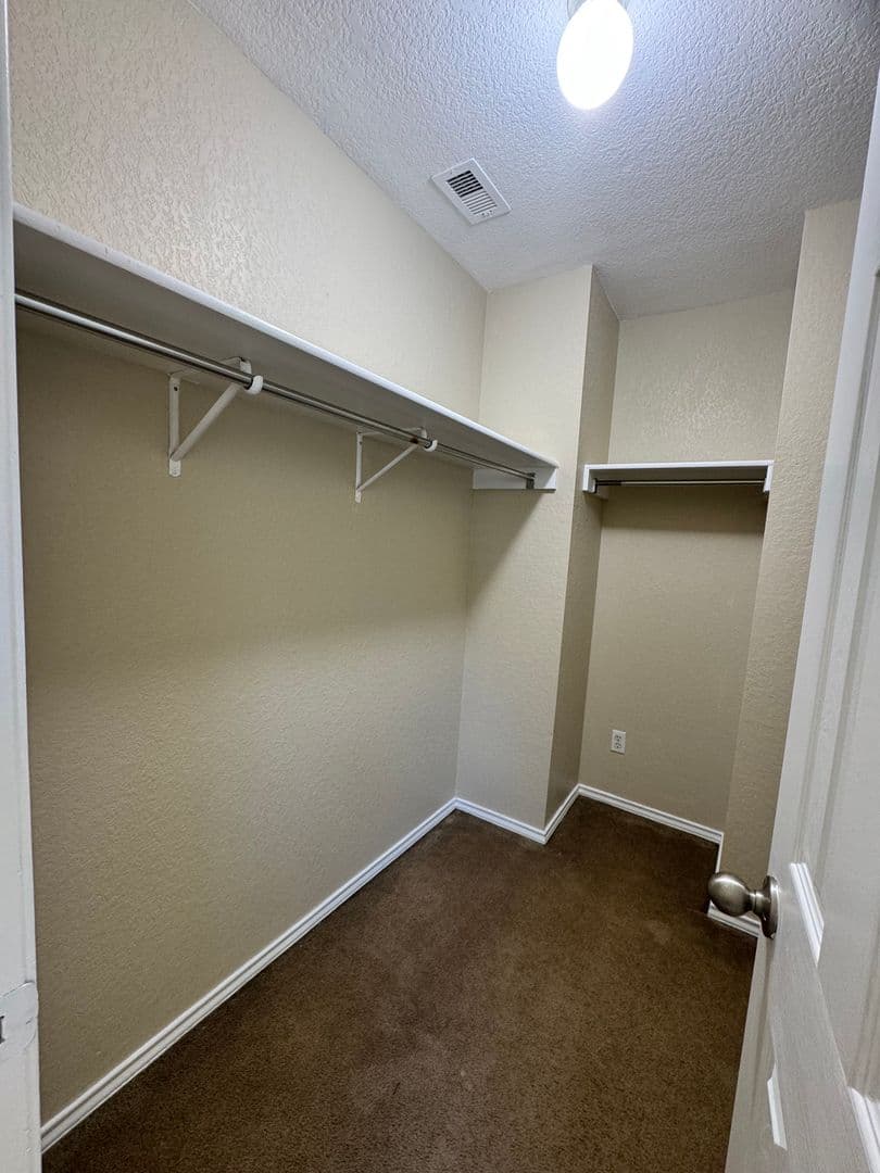 SAN ANTONIO House: 2218 BEDFORD STAGE