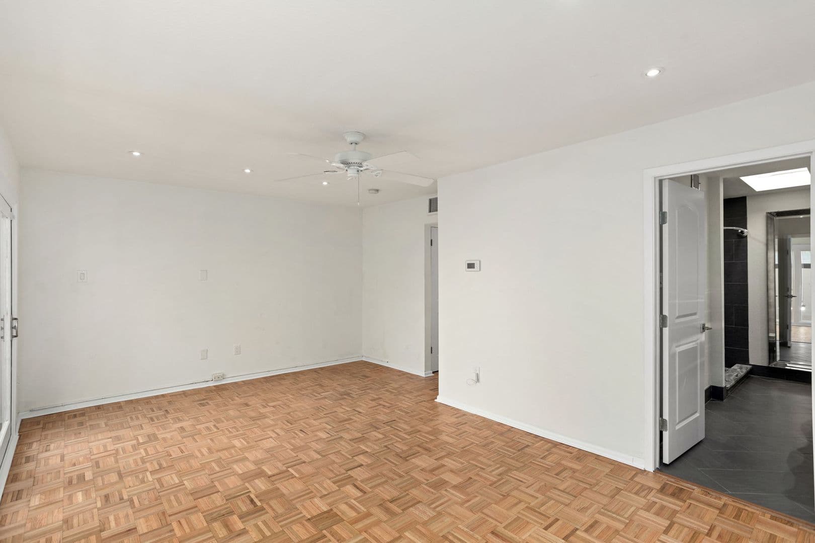 SAN ANTONIO House: 205 CHICHESTER PLACE #16