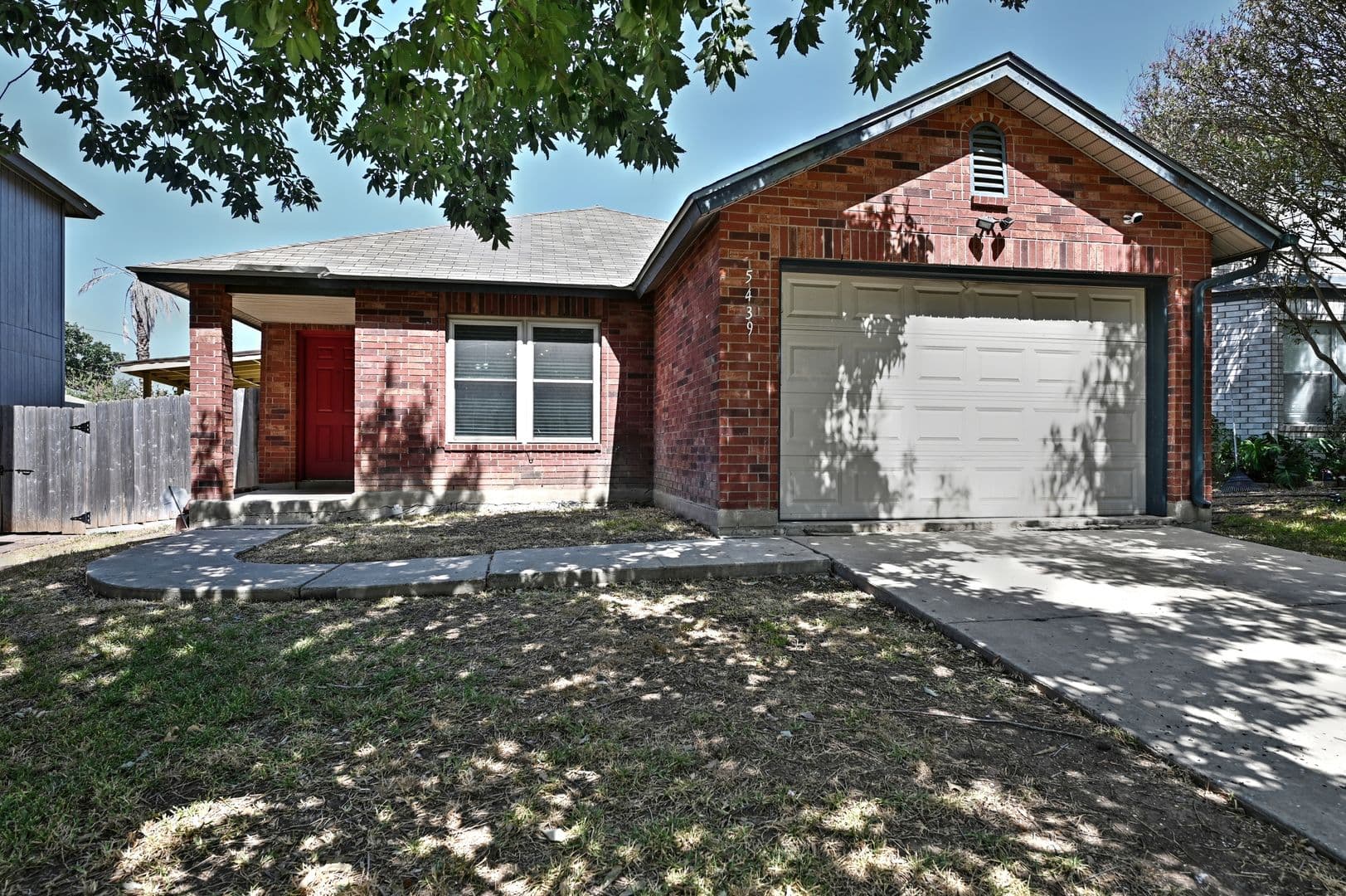 San Antonio House: 5439 CHAMPIONS HILL