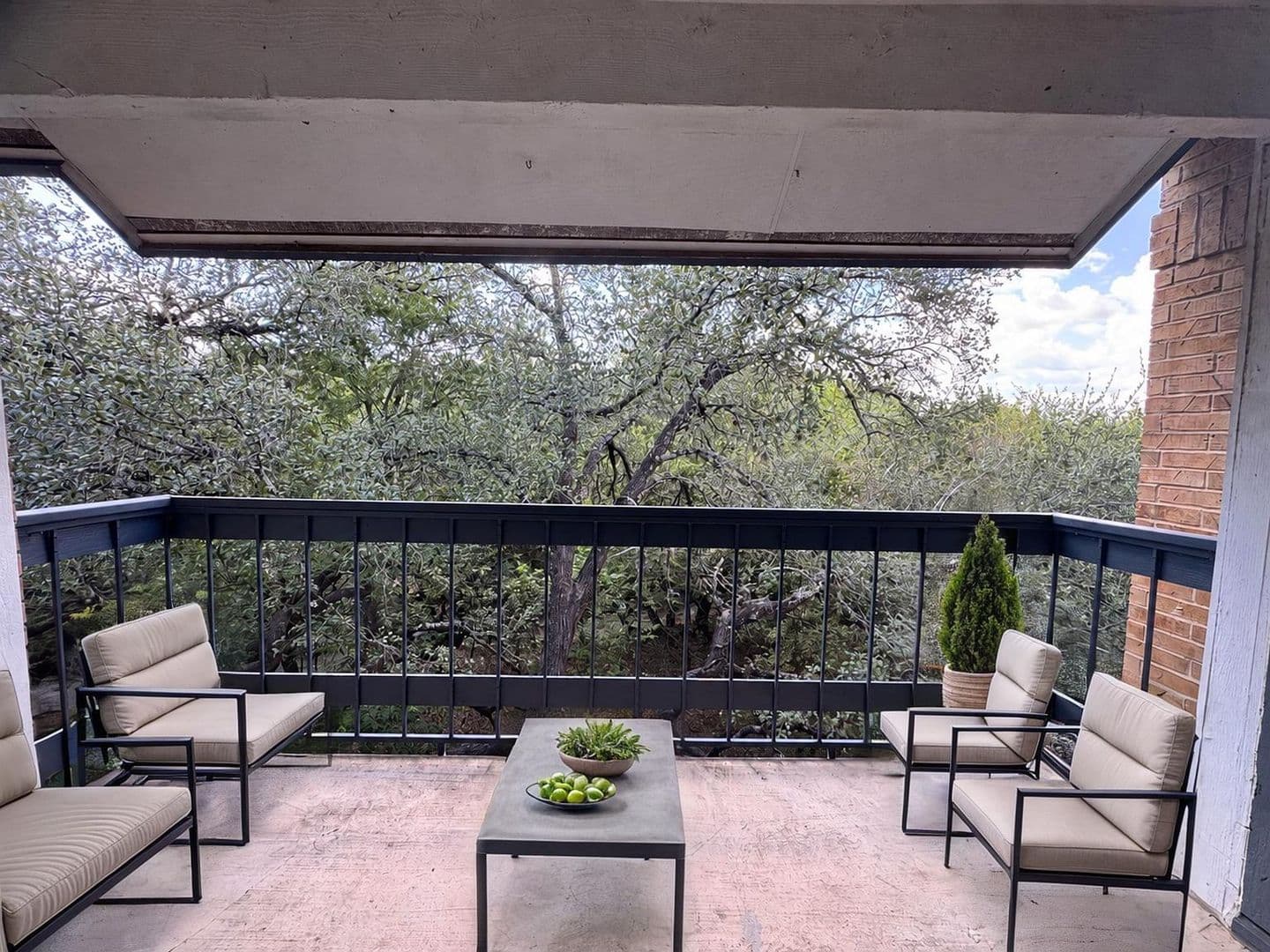 SAN ANTONIO House: 11311 SIR WINSTON UNIT #508