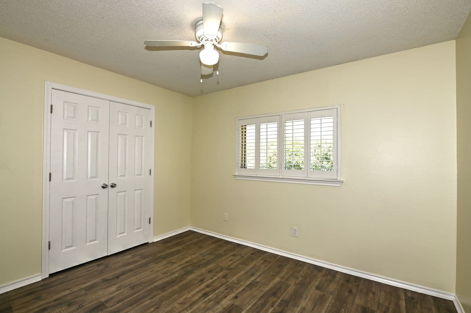 San Antonio House: 5439 CHAMPIONS HILL