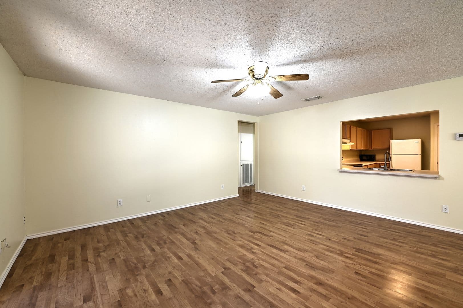 San Antonio House: 5439 CHAMPIONS HILL