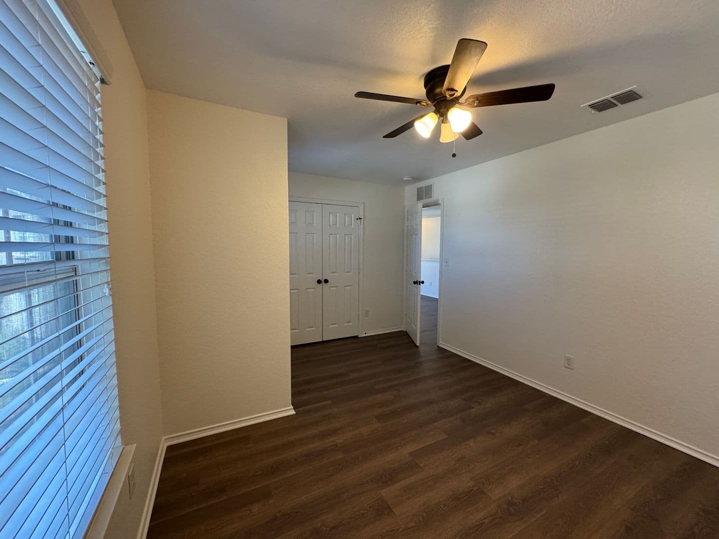 SAN ANTONIO House: 9022 WALKING CRK