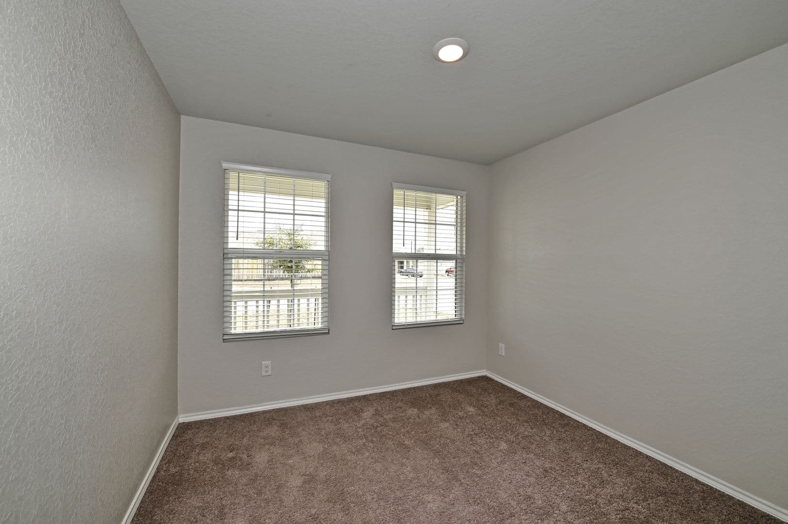 SAN ANTONIO House: 7927 DOVERS DEN