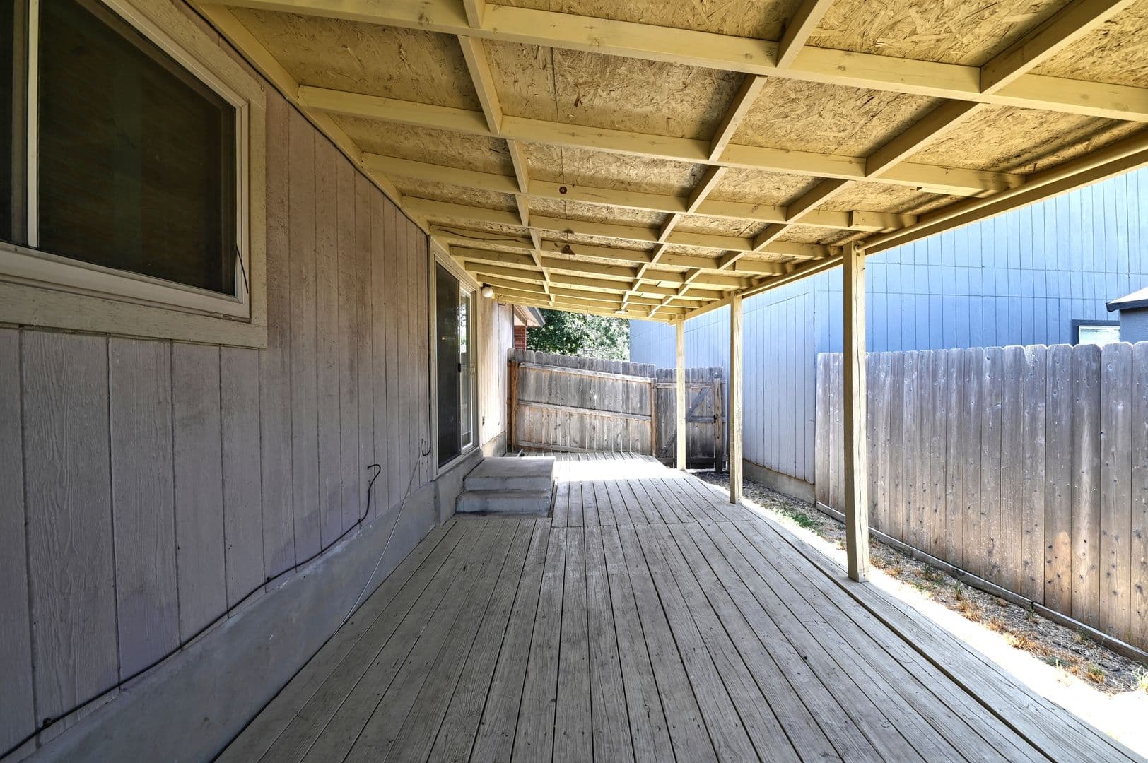 San Antonio House: 5439 CHAMPIONS HILL