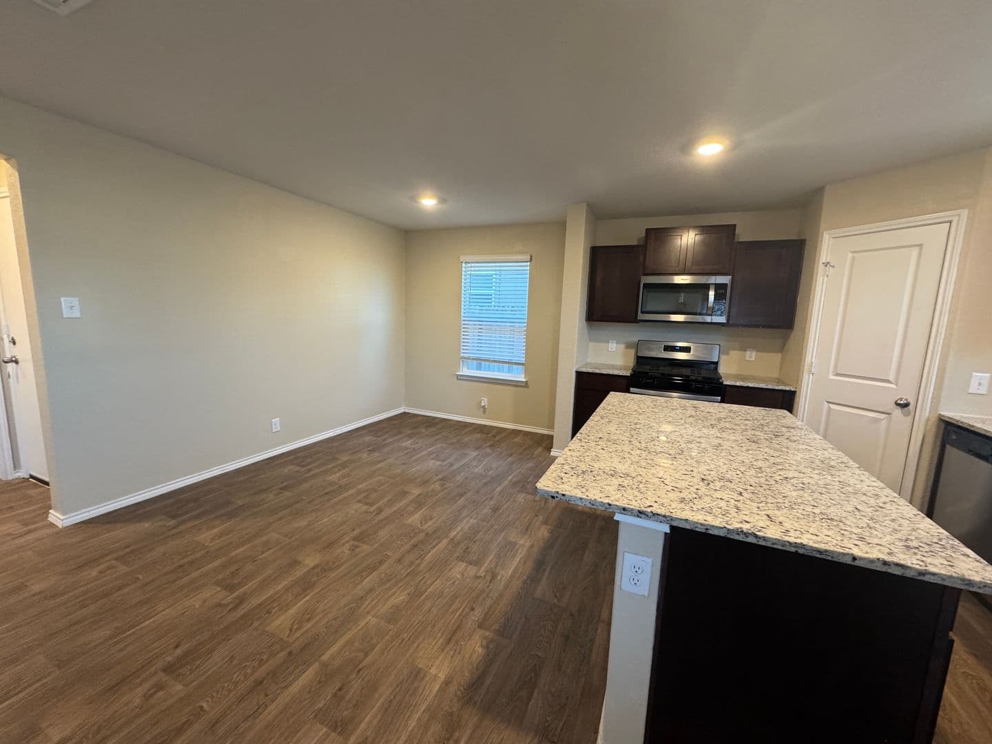 SAN ANTONIO House: 13507 HUMMEL LOOP