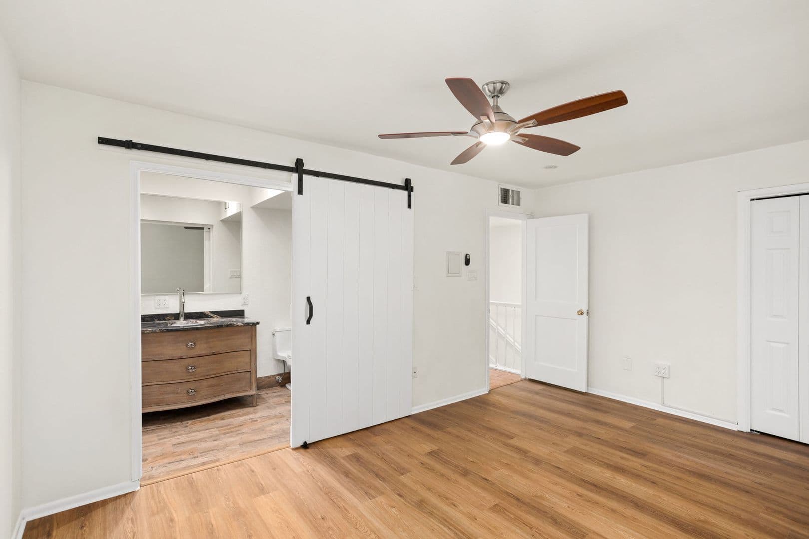 SAN ANTONIO House: 205 CHICHESTER PLACE #16