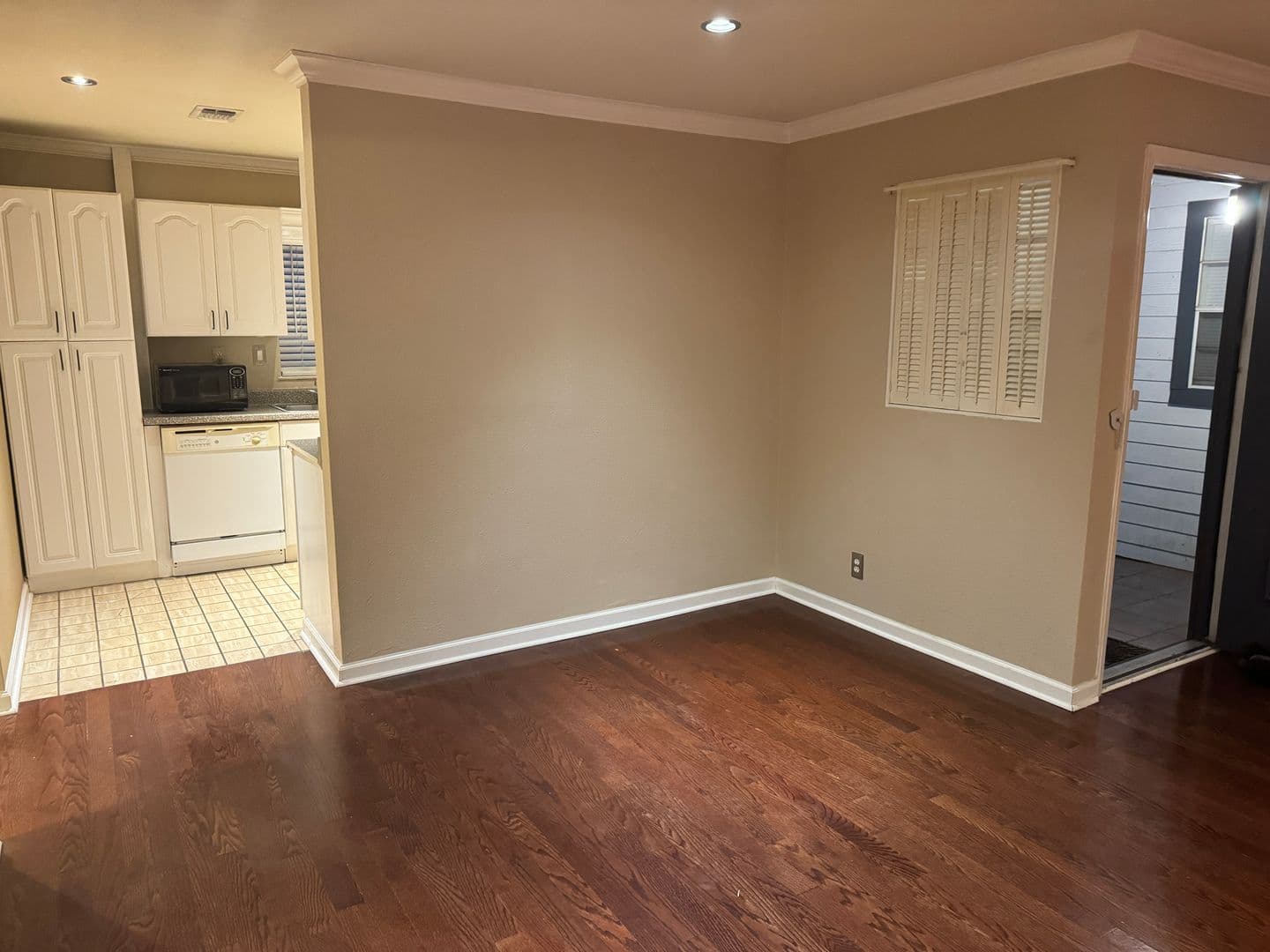 SAN ANTONIO House: 11311 SIR WINSTON UNIT #508