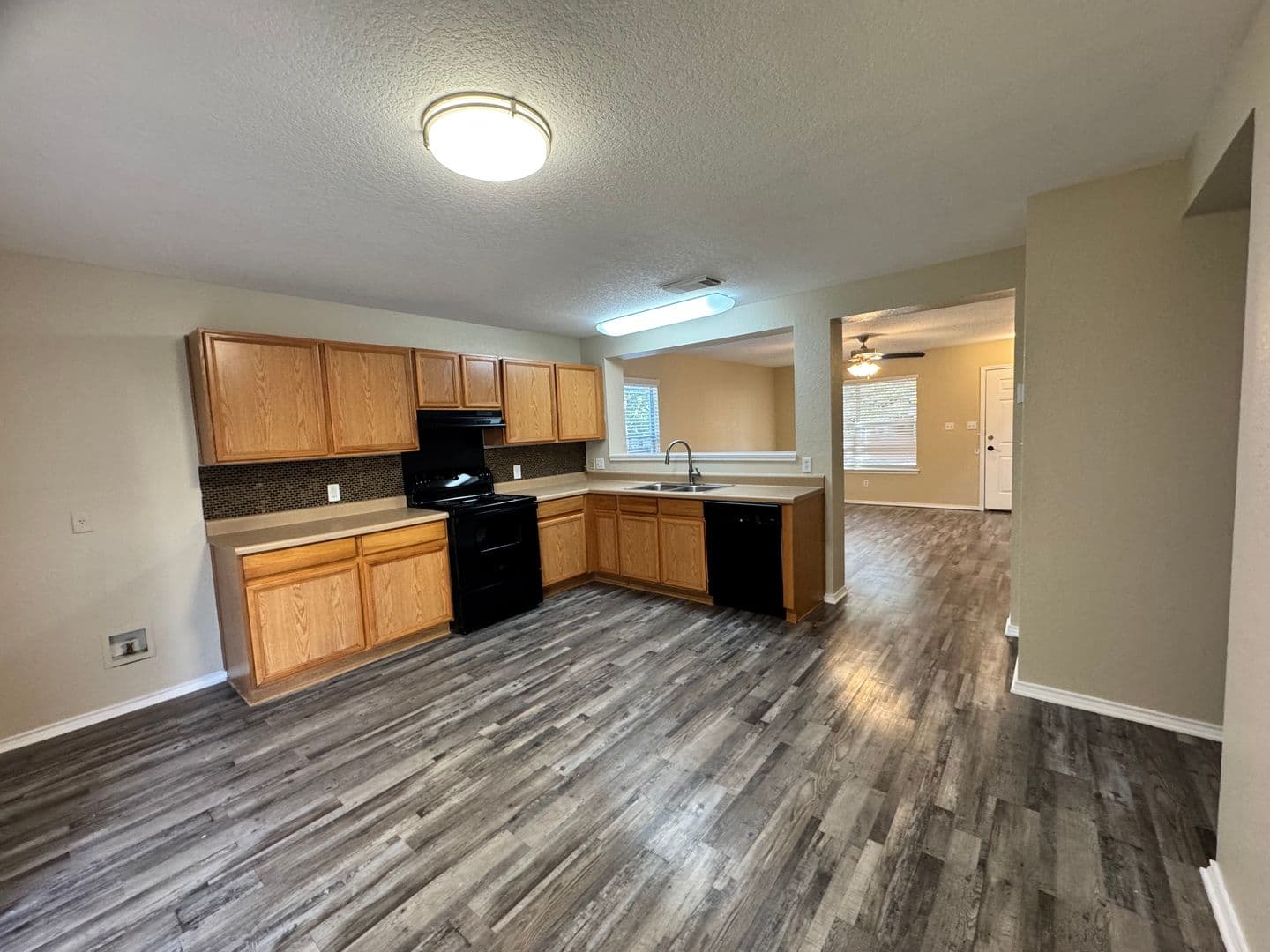 SAN ANTONIO House: 2218 BEDFORD STAGE