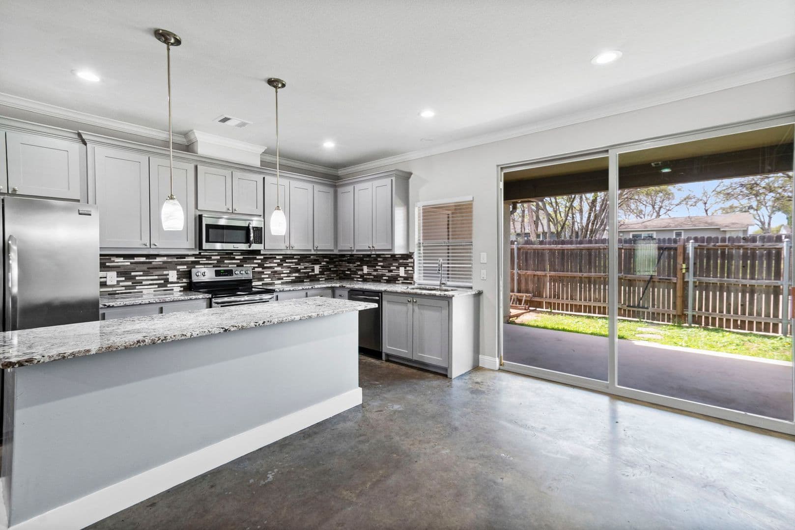 Fort Worth House: 2704 Gordon Ave - 1