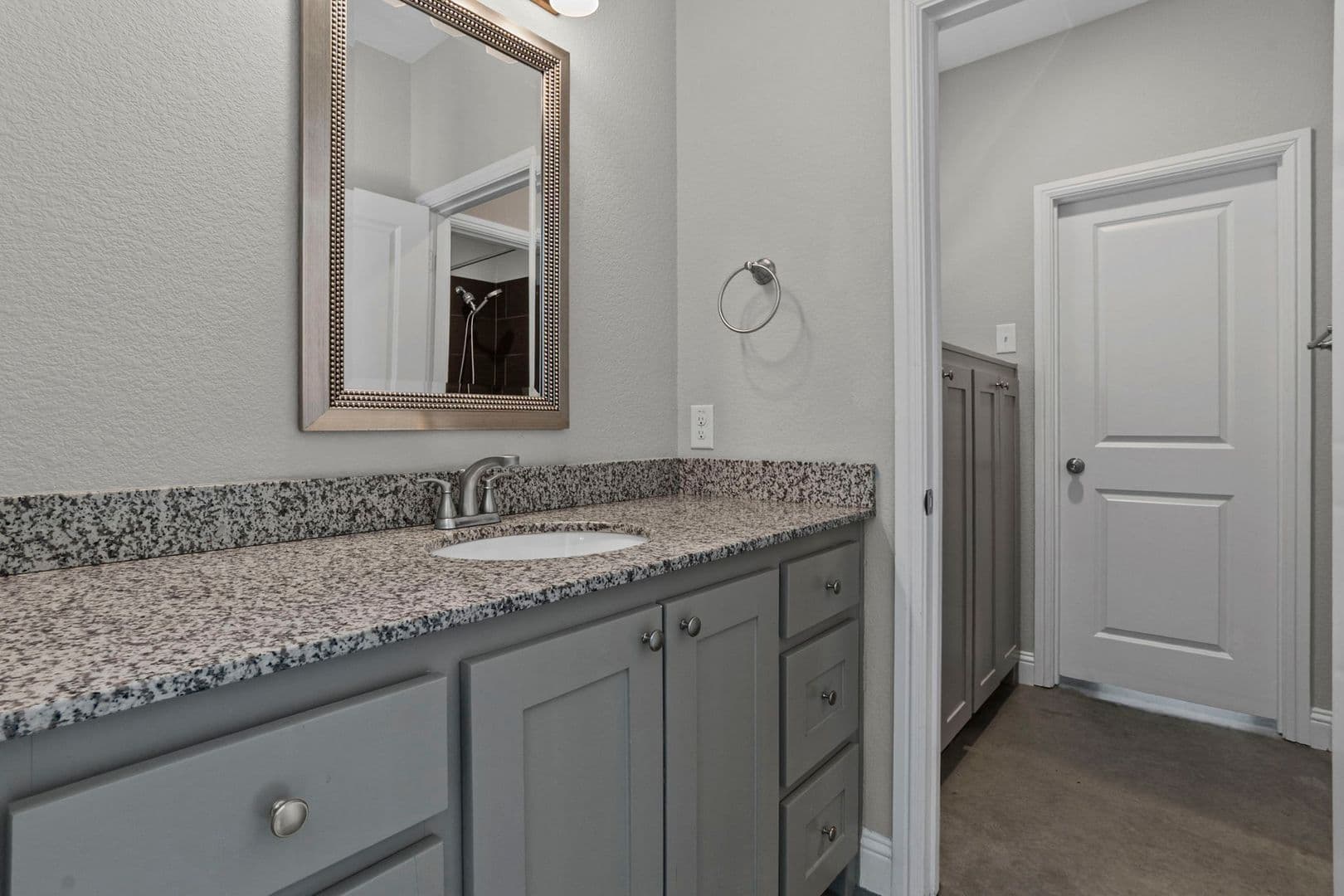 Fort Worth House: 2800 Gordon Ave