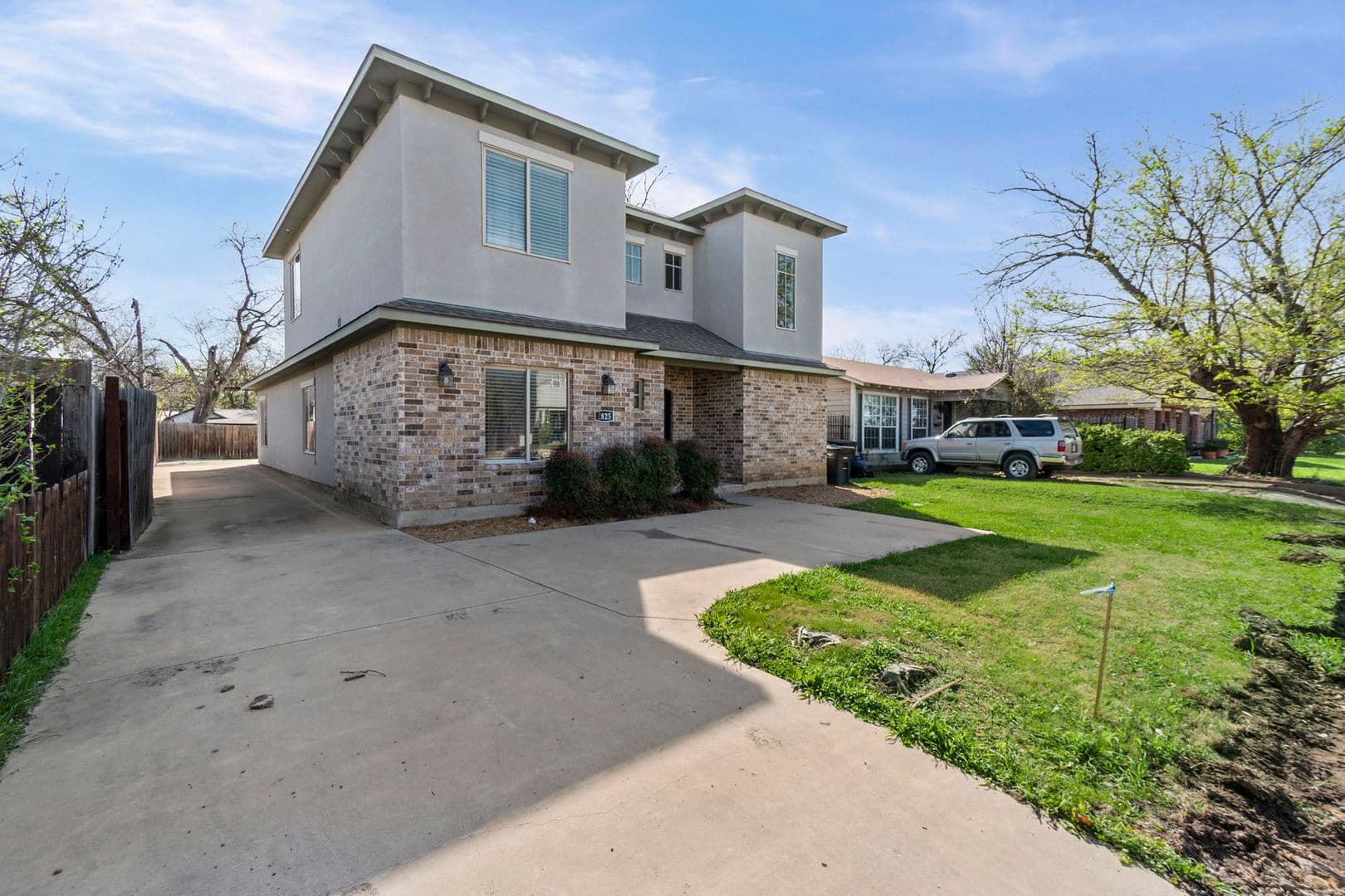 Fort Worth House: 2825 Gordon Ave - 1