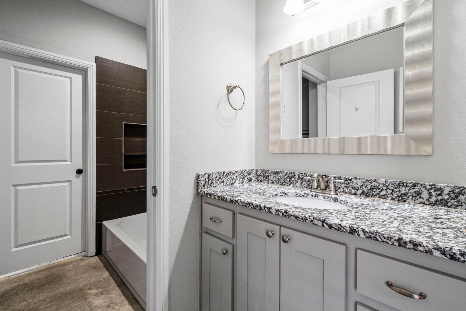 Fort Worth House: 2704 Gordon Ave - 1