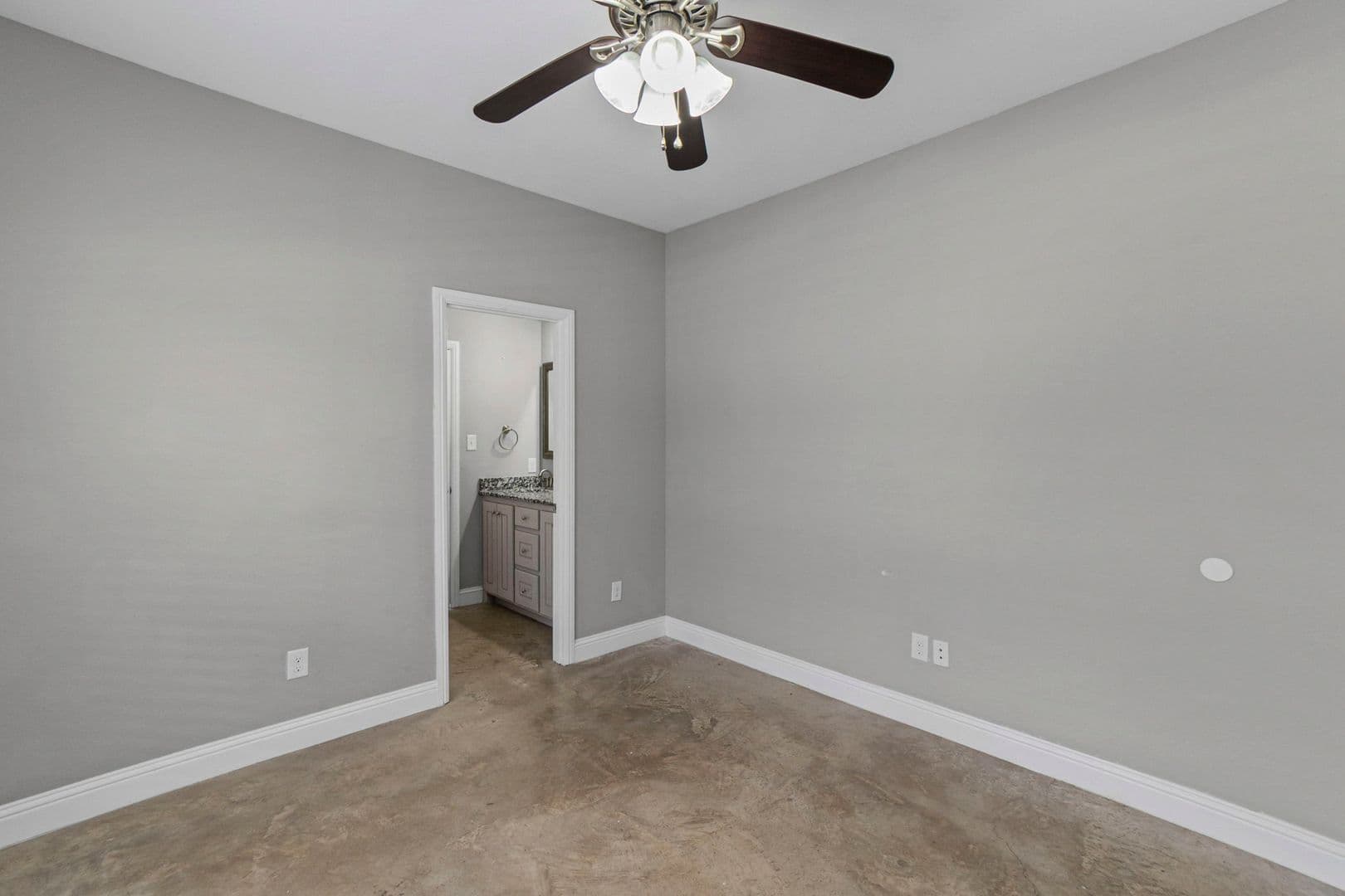 Fort Worth House: 2710 Gordon Ave. - 1