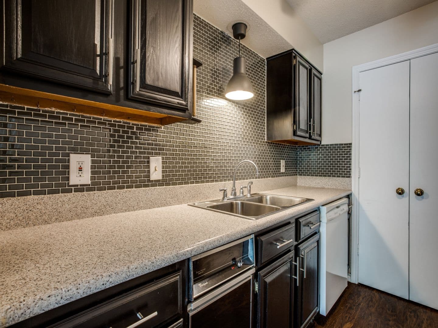 Dallas House: 8550 Fair Oaks Crossing #204