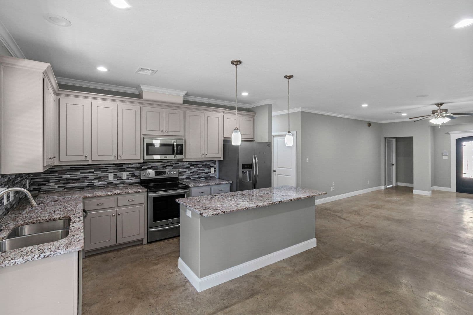 Fort Worth House: 2710 Gordon Ave. - 1