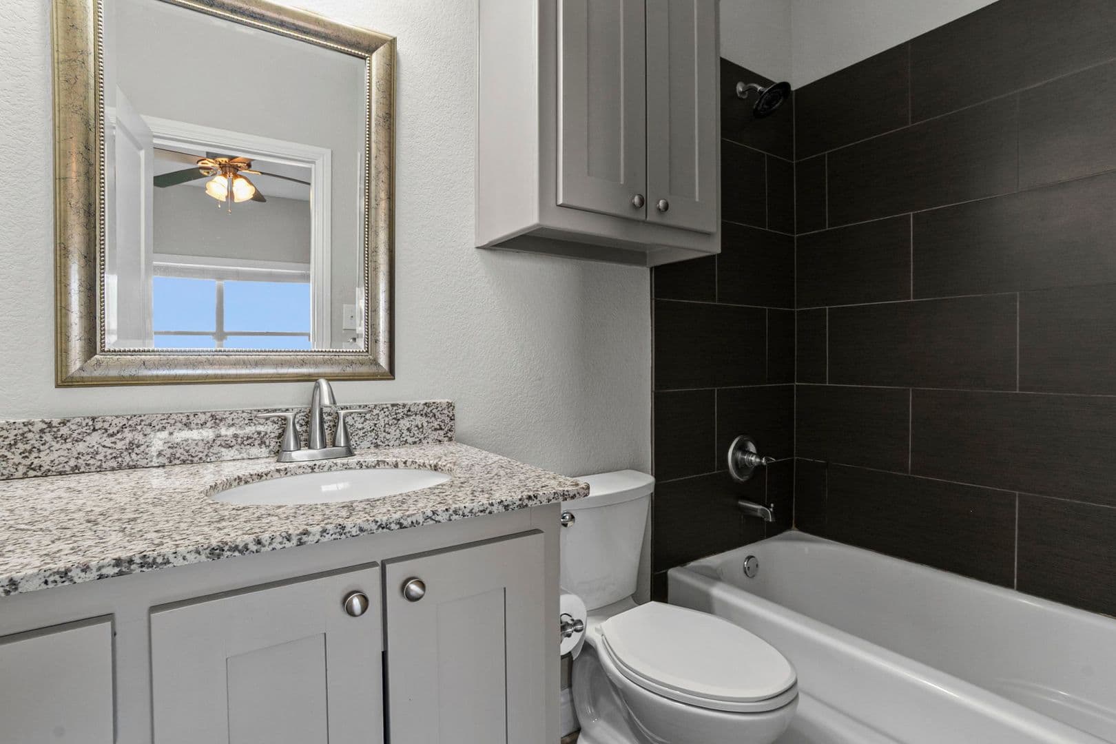 Fort Worth House: 2800 Gordon Ave