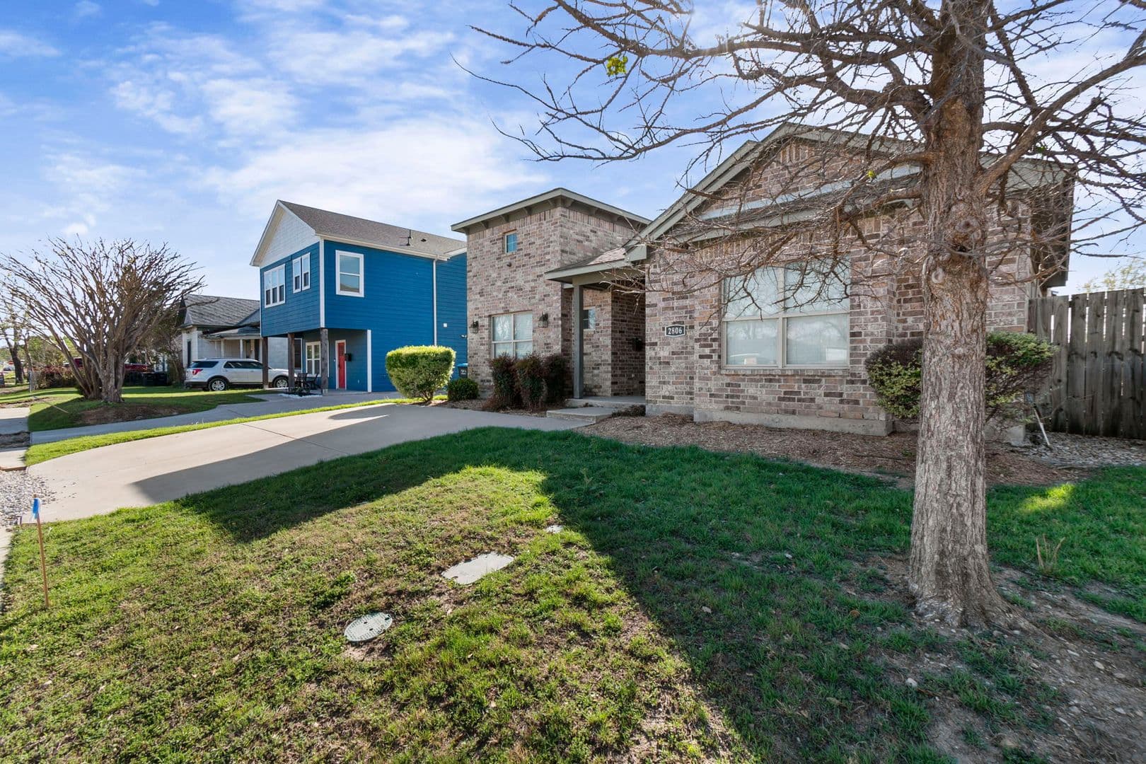 Fort Worth House: 2806 Gordon Ave