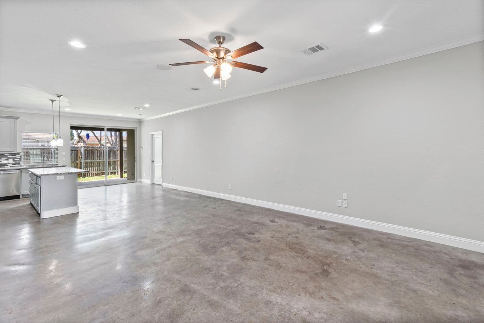 Fort Worth House: 2704 Gordon Ave - 1
