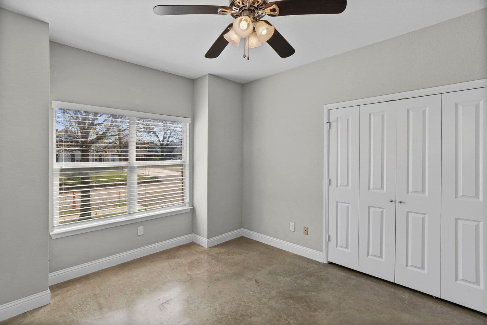 Fort Worth House: 2800 Gordon Ave
